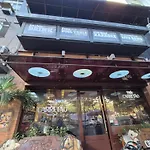 Suite C Vista Livre E Pertissima Das Praias Ipanema Leblon Arpoador Copacabana E Do Cristo Redentor Do Bondinho Pao De Acucar Etc Chegando Mais Cedo Que O Check-In Do Meio-Dia, Deixe Suas Malas E Va Se Divertir, Idem No Check-Out Das 10H Manha