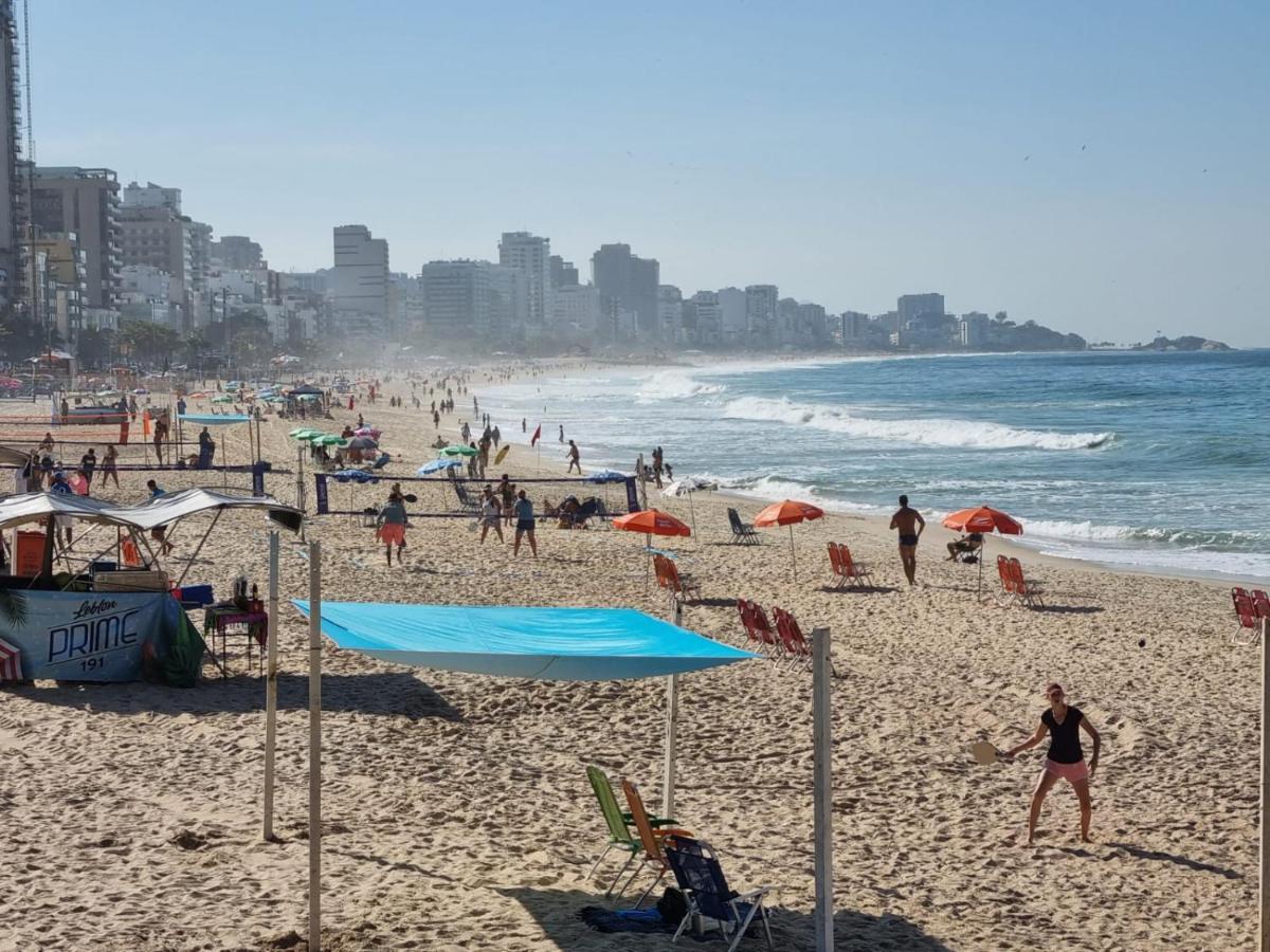 C Vista Livre E Pertissima Praias Ipanema Leblon Arpoador Copacabana E Do Cristo Redentor Do Bondinho Pao De Acucar Etc Chegando Cedo Que O Check-in Do Meio-dia, Deixe Suas Malas E Va Se Divertir, Idem No Check-out 10h Manha Habitación en casa particular Río de Janeiro