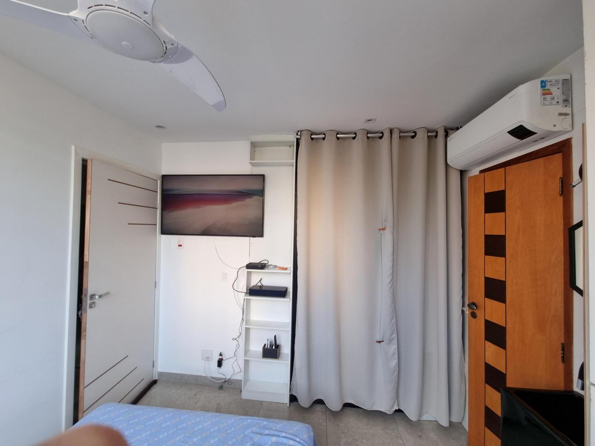 Habitación en casa particular C Vista Livre E Pertissima Praias Ipanema Leblon Arpoador Copacabana E Do Cristo Redentor Do Bondinho Pao De Acucar Etc Chegando Cedo Que O Check-in Do Meio-dia, Deixe Suas Malas E Va Se Divertir, Idem No Check-out 10h Manha